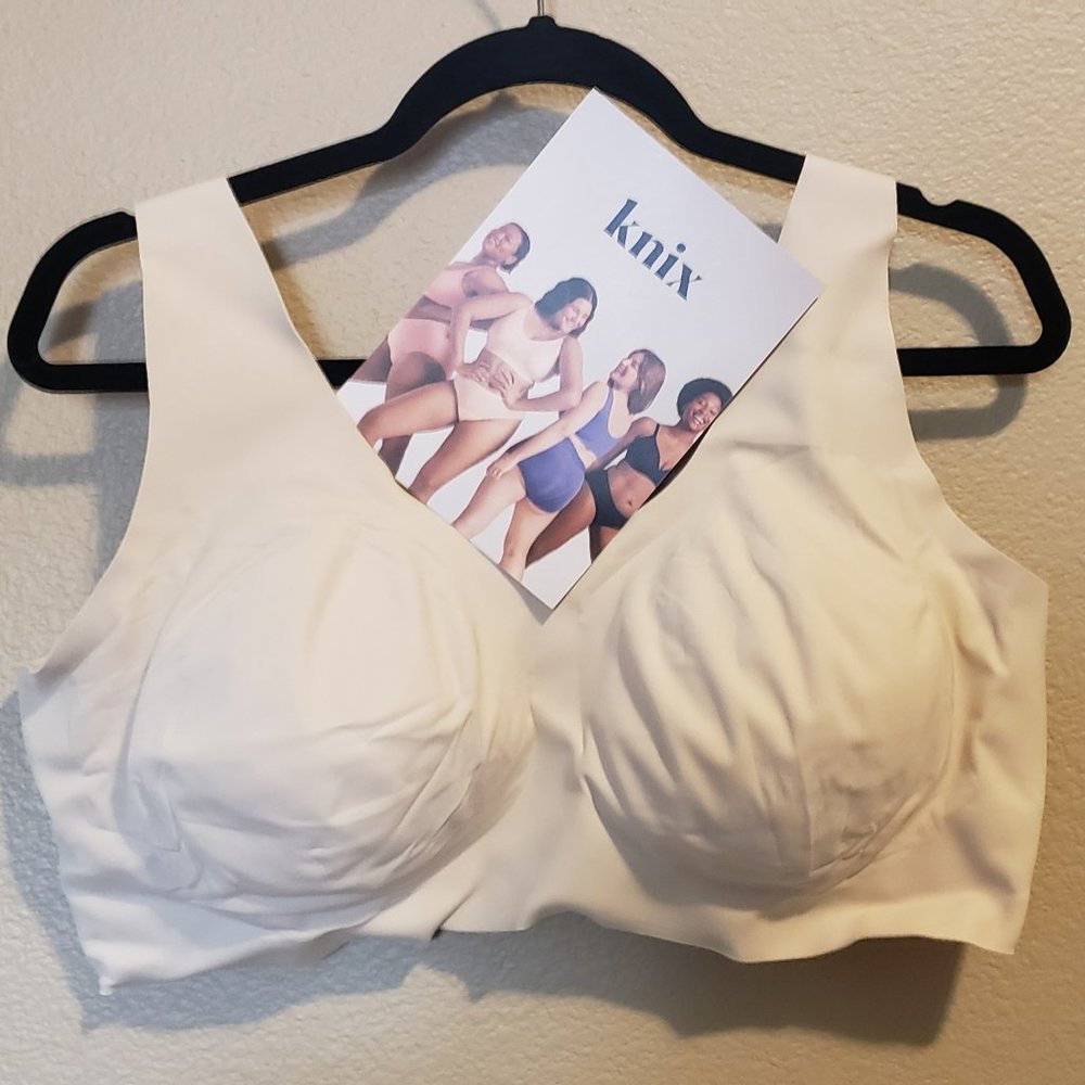 Knix wireless pullover bra  NEW